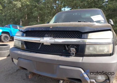 2003 Chevrolet Avalanche 1500 K1500 из США, поврежденный, VIN 3GNEK13T63G332804